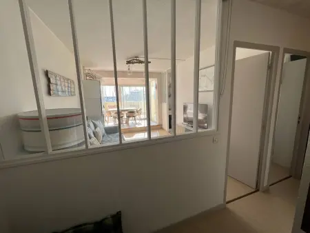 Appartement rénové 1 chambre + cabine, parking privé, à 400m de la plage - Photo 8