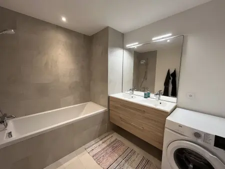 Superbe appart 3P au pied des pistes, parking couvert, terrasse, WiFi - Les Carroz - Photo 11