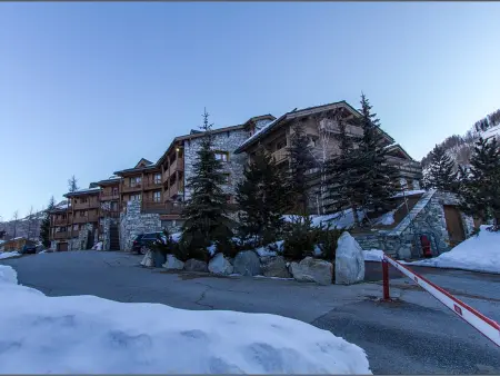 Appartement de charme, accès pistes, parking inclus - Photo 14