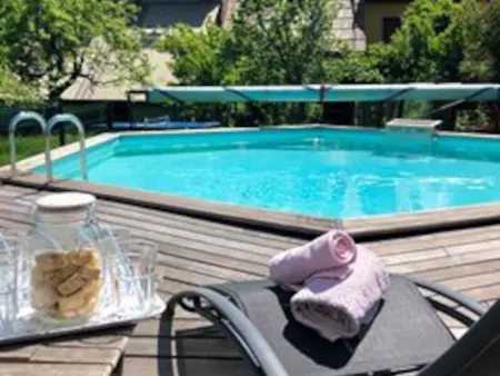 Charmant 2 Pièces avec Piscine Été, Balcon et Parking Privé à 300m des Pistes - Photo 11