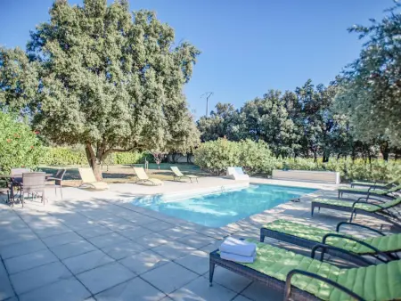 La grande Sorgues, Villa de plain-pied avec jardin clos et piscine - Photo 1