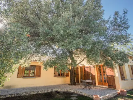 La grande Sorgues, Villa de plain-pied avec jardin clos et piscine - Photo 13