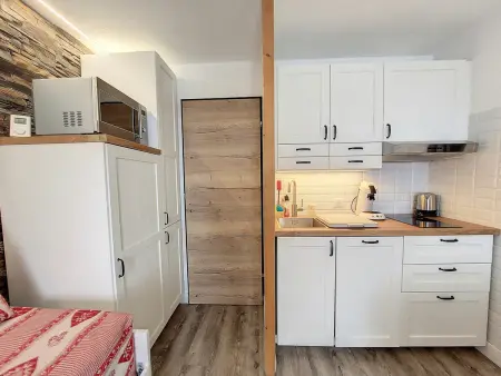 Studio rénové au pied des pistes avec balcon, Appartement 6 personnes à Montvalezan La Rosière - Photo 2