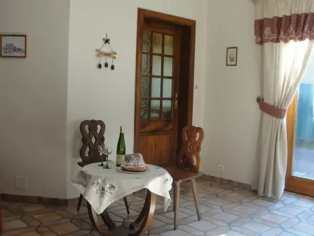 Gîte au calme avec 2 chambres, terrasse, jardin, BBQ et parking inclus à Breitenbach-Haut-Rhin - Photo 6