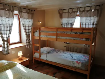 Gîte au calme avec 2 chambres, terrasse, jardin, BBQ et parking inclus à Breitenbach-Haut-Rhin - Photo 9