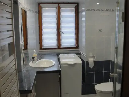 Gîte au calme avec 2 chambres, terrasse, jardin, BBQ et parking inclus à Breitenbach-Haut-Rhin - Photo 11