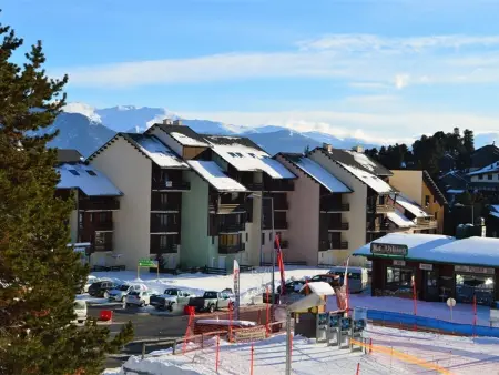 Studio cabine rénové 4 pers avec jardinet et accès parking – cœur de station - Photo 8
