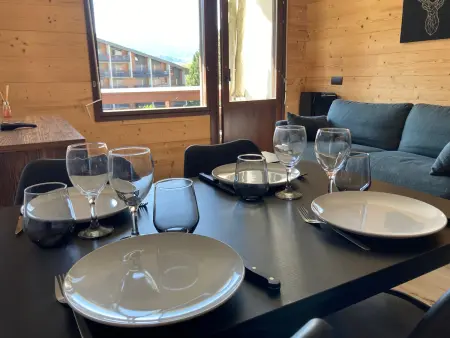 Studio moderne avec balcon et parking dans Samoëns - Photo 1