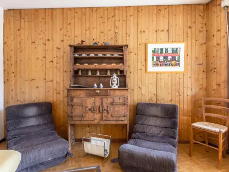 Appartement 2 Chambres avec Parking et Balcon à La Clusaz - Photo 3