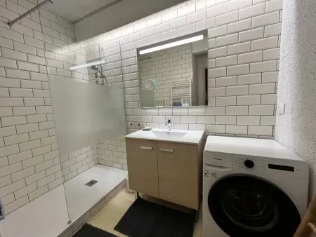 Spacieux Studio Rénové 39m² avec Balcon, Garage - Villard-de-Lans - Photo 7