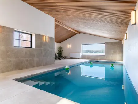 Lindehoeve, Belle ferme pour groupes avec piscine intérieure - Photo 1