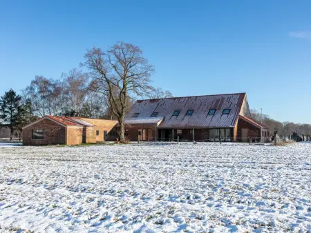 Lindehoeve, Belle ferme pour groupes avec piscine intérieure - Photo 45