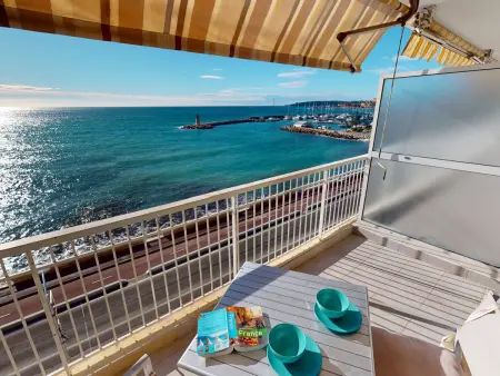 Studio climatisé avec terrasse face mer, Wifi inclus - Photo 1