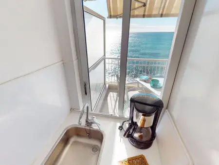 Studio climatisé avec terrasse face mer, Wifi inclus - Photo 6