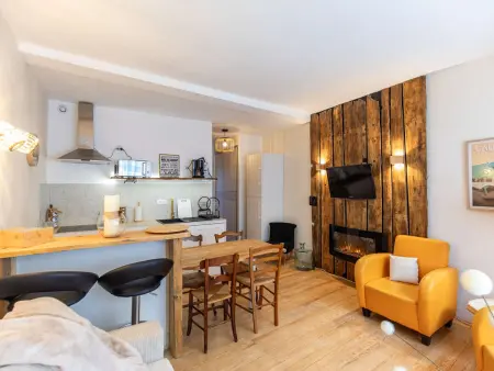 T2 rénové et cosy face aux thermes avec cour privative et équipements modernes - Photo 1