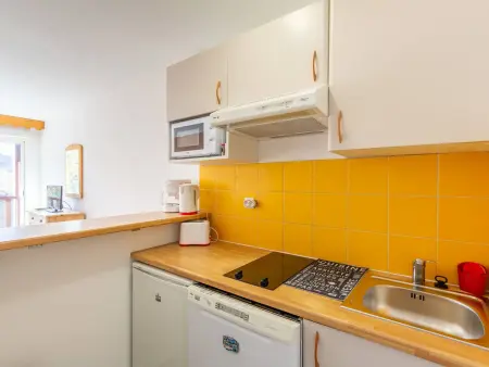 Appartement rénové à Peyragudes, 6 pers, proche pistes, parking gratuit & avantages ski - Photo 4