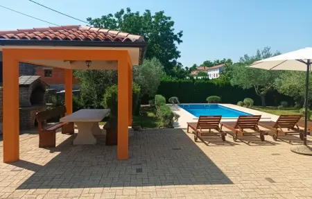 perla Klaudio, Maison 8 personnes à Tinjan - Photo 7