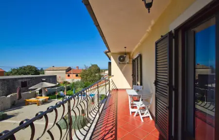 perla Klaudio, Maison 8 personnes à Tinjan - Photo 19