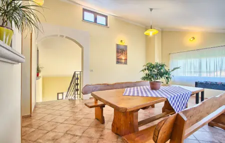 perla Klaudio, Maison 8 personnes à Tinjan - Photo 24
