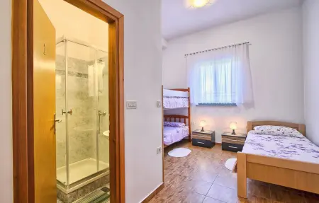 perla Klaudio, Maison 8 personnes à Tinjan - Photo 39