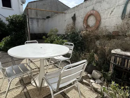 Maison près du port, avec cour, terrasse équipée, à 400m de la plage - Photo 10