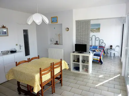 T2 rénové avec balcon, parking couvert, animaux admis - Photo 2