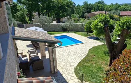 Villa Ambrogino, Maison 8 personnes à Tinjan - Photo 2