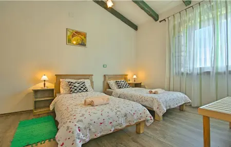 Villa Ambrogino, Maison 8 personnes à Tinjan - Photo 23