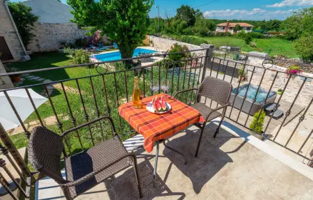 Villa Manovel, Maison 8 personnes à Visnjan - Photo 2