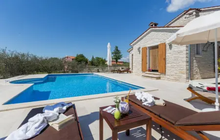 Villa Stella, Maison 8 personnes à Tinjan - Photo 10