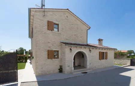 Villa Stella, Maison 8 personnes à Tinjan - Photo 13