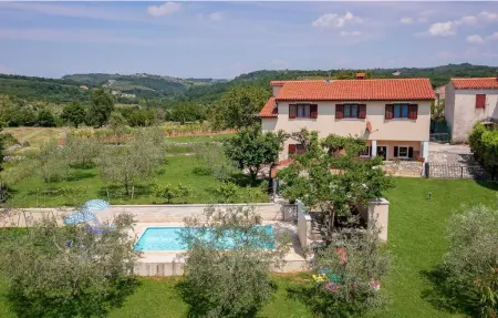 Villa Greis, Maison 8 personnes à Buje - Photo 3