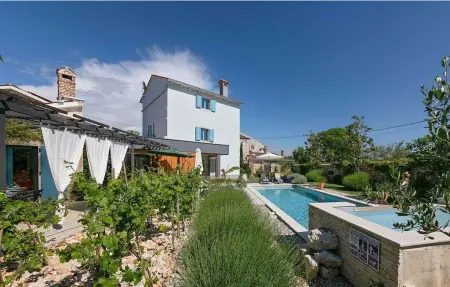 Villa Maxima Agri, Maison 7 personnes à Porec - Photo 4