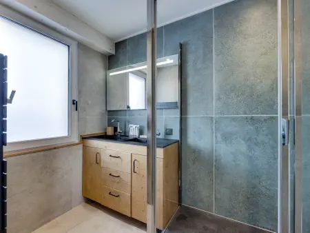 Appartement rénové, près des pistes, pour 8 personnes - Photo 11