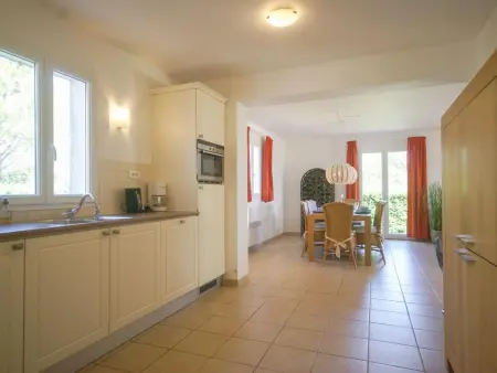 La Truffe, Villa dans petit domaine avec piscine et tennis - Photo 13