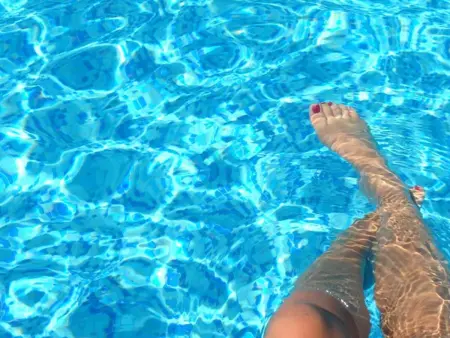 Appartement Rez-de-Chaussée avec Jardin, Piscine, et Climatisation, Idéal pour Familles - Photo 28