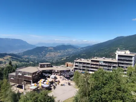 Studio pieds des pistes, 5 couchages, TV et ascenseur - Photo 8