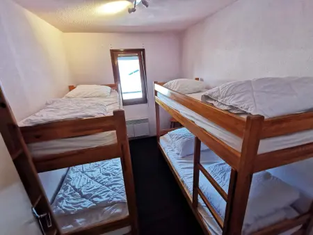 2 Pièces, skis aux pieds, proche commerces avec balcon. Capacité 6 pers, animaux non admis - Photo 10