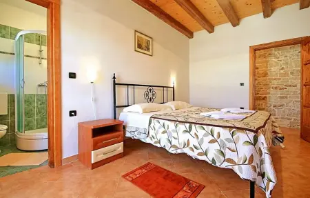 Villa David, Maison 8 personnes à Tinjan - Photo 2
