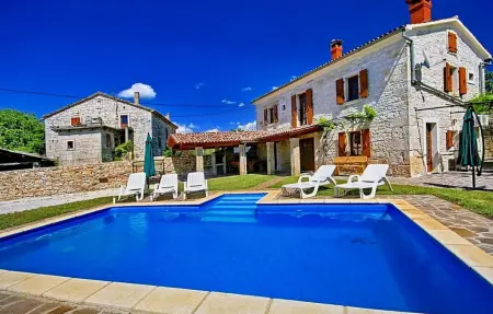 Villa David, Maison 8 personnes à Tinjan - Photo 3