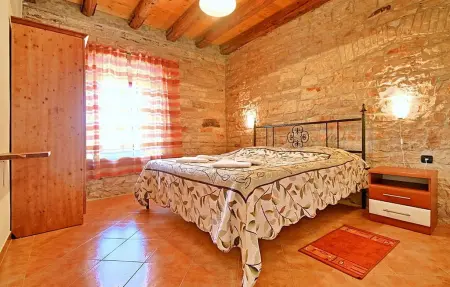Villa David, Maison 8 personnes à Tinjan - Photo 28