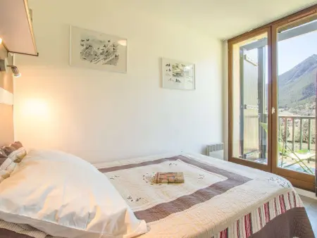 Grand appartement 4 chambres, proche centre et pistes, parking privatif - Photo 5