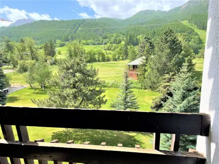 Studio cosy avec coin montagne, proche télésiège et commerces, parking privé, retour ski direct! - Photo 7