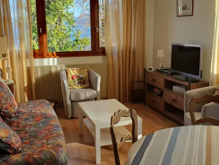 Charmant appartement proche du lac avec Wi-Fi et parking à Évian-les-Bains - Photo 1