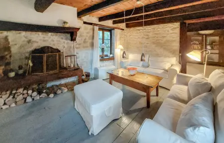Maison 5 personnes à Olliergues - Photo 2
