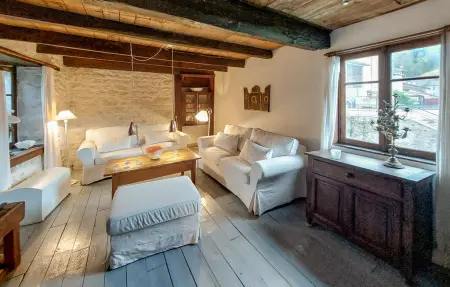 Maison 5 personnes à Olliergues - Photo 3