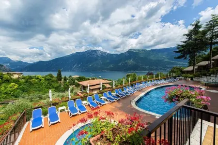 Residence Oasi, Limone sul Garda-bilo, Appartement à Limone avec balcon ou terrasse - Photo 1