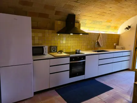 Maison rénovée pour 6 pers., piscine, cheminée, wifi, A/C, au cœur de Ventalló - Photo 5