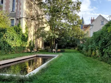 Maison historique au cœur de Nogent-le-Rotrou, 6 chambres, piscine chauffée, idéal pour familles et amis - Photo 2