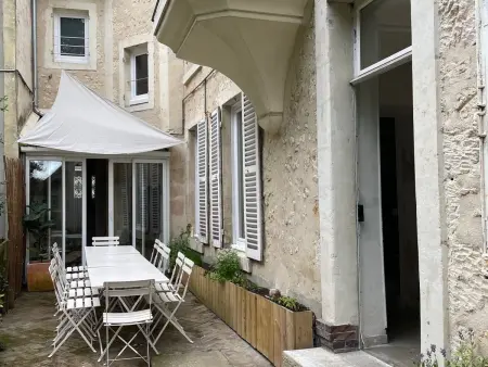 Maison historique au cœur de Nogent-le-Rotrou, 6 chambres, piscine chauffée, idéal pour familles et amis - Photo 10